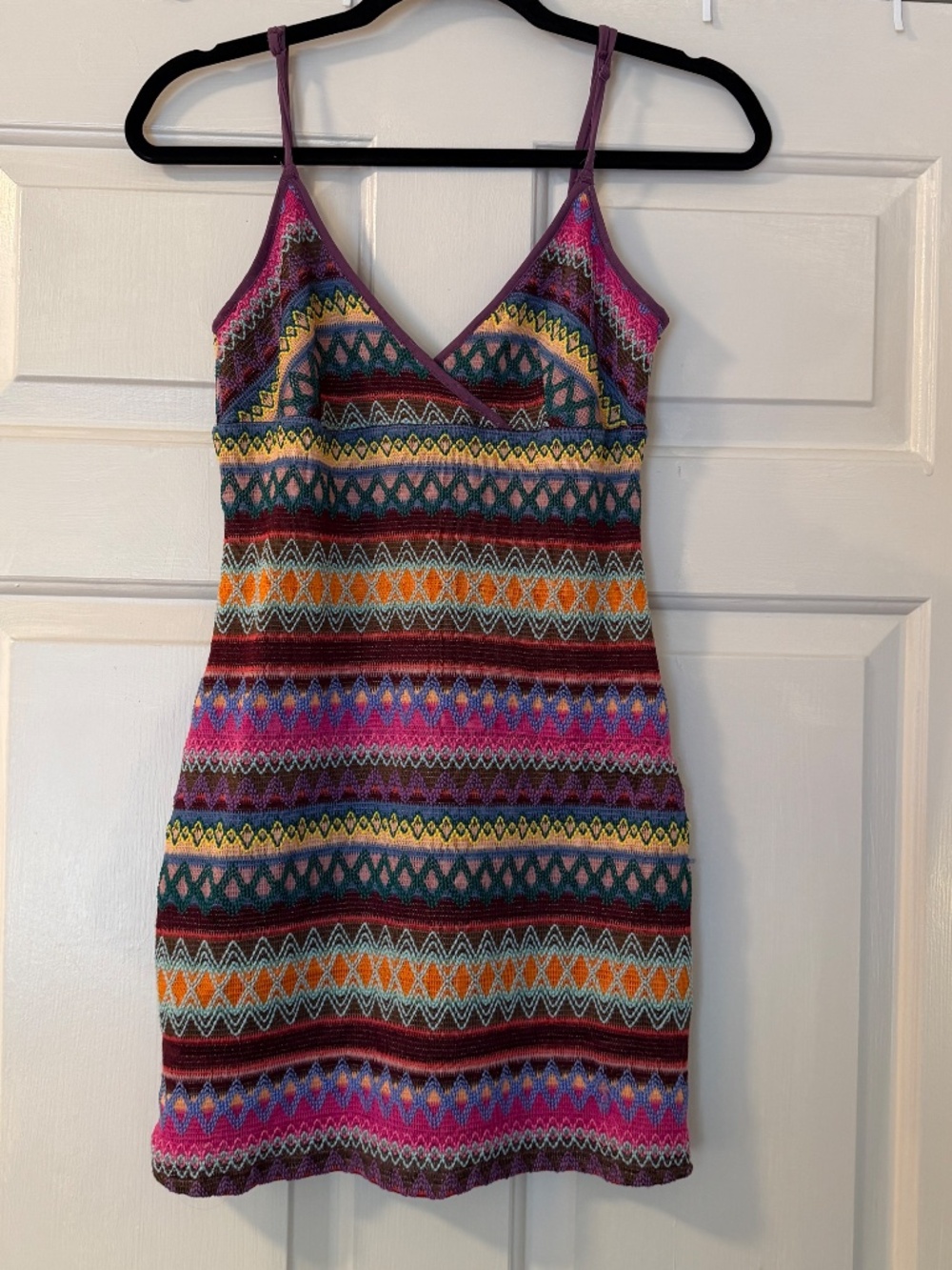 NWT Urban Outfitters Malia Plunge Knit Mini Dress Women's Medium Multicolor. - Picture 5 of 5